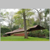 Zimmerman House (1950) in Manchester, New Hampshire, photo Magicpiano, Wikipedia.jpg